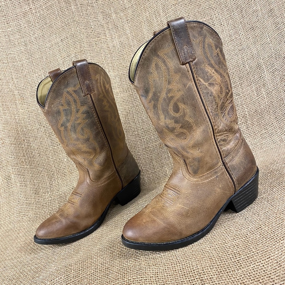 women’s cowboy western boots vintage beige  leather size 4